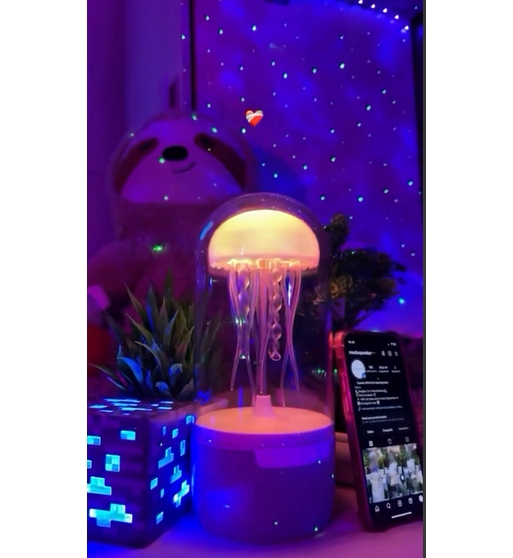 Meduza Dizaynlı Stolüstü LED Lampa – Rəngarəng İşıq Effektləri ilə Rahatlaşdırıcı Atmosfer