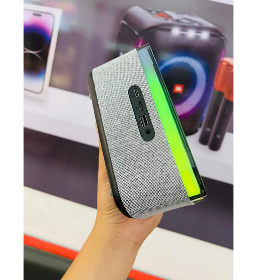 Multifunksional Bluetooth Kolonka və Powerbank – Simsiz Şarj və Rəngli İşıq