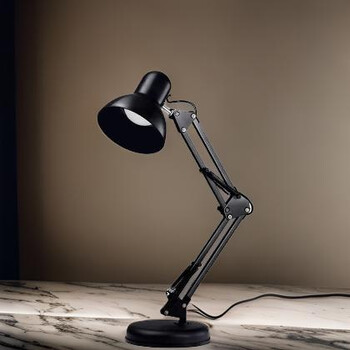 Stol Üstü Metal Lampa – Fırlanan Başlıqlı və LED İşıqlı