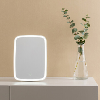 İşıqlı Sensorlu Güzgü – Qatlanan LED Makiyaj Güzgüsü