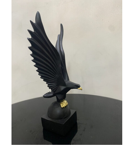 Stol Üstü Dekorativ Qartal Fiquru – Resin Material, 25 sm, Qızıl, Qara, Ağ