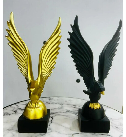 Stol Üstü Dekorativ Qartal Fiquru – Resin Material, 25 sm, Qızıl, Qara, Ağ